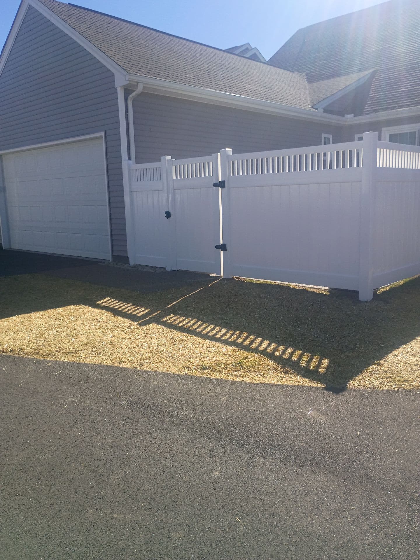 Enhancing Privacy with a Vinyl Fence image