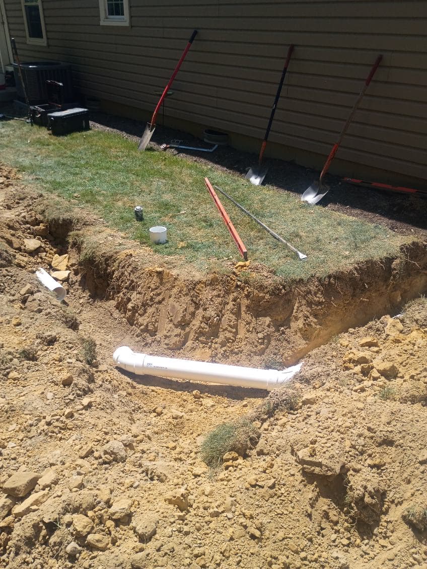 Gallery photos for Effective Yard Drainage with Precision Trenching: Image #3